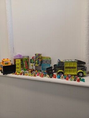Grossery Gang Trash Pack Garbage Truck Mushy Slushie Truck Figure Bundle Lot